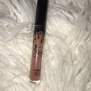 Literally kylie cosmetics gloss